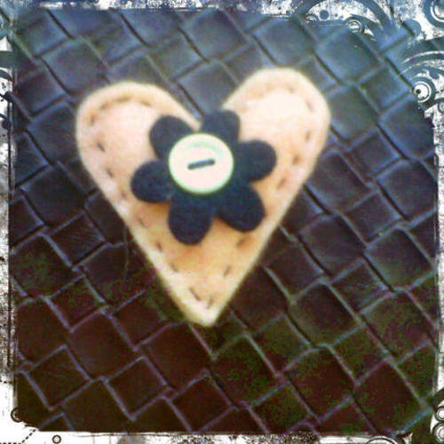 Handmade heart brooch in felt