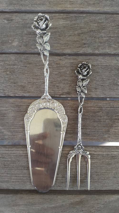 Cake Lifter and Matching Fork. Roses Motif. Silver.