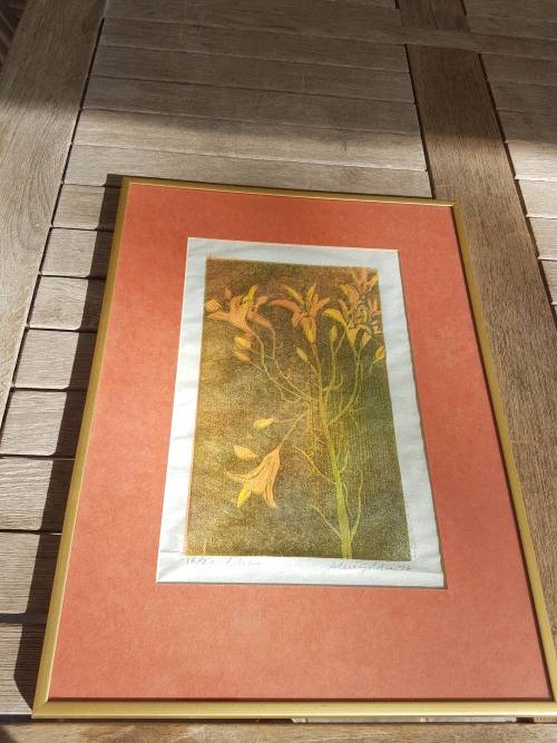 Alice Goldin (1922-2016). Lilies 16/20. Signed Colour Silkscreen Print Gold Frame. Excellent cond.