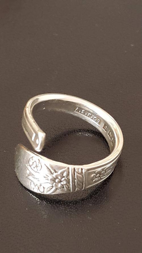 Handmade ADJUSTABLE Sterling Silver Ring Spoon Flower ( Lilacs) design. Angora, Birmingham, 1955