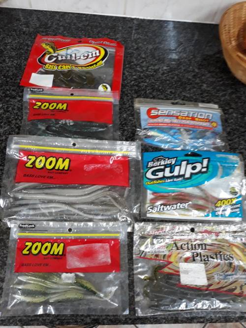 ##Job lot Bass fishing lures - Zoom,Cull-em etc. x 7##