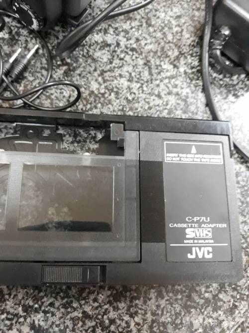 ##Vintage JVC VHS with neat Pullman bag##