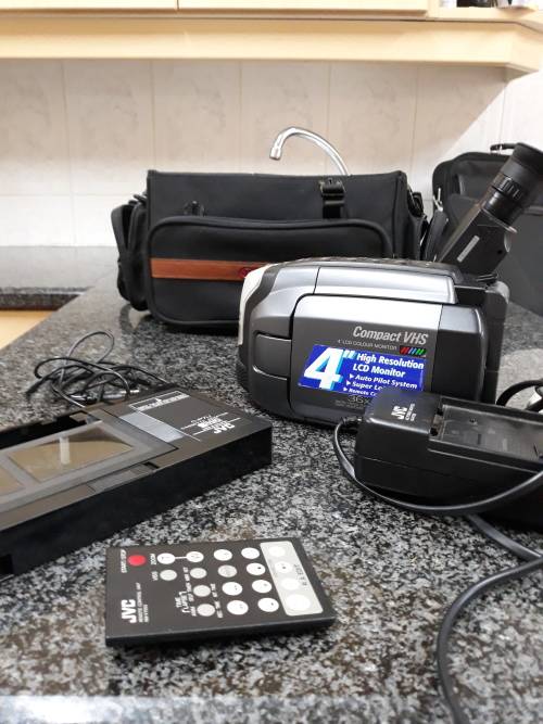 ##Vintage JVC VHS with neat Pullman bag##