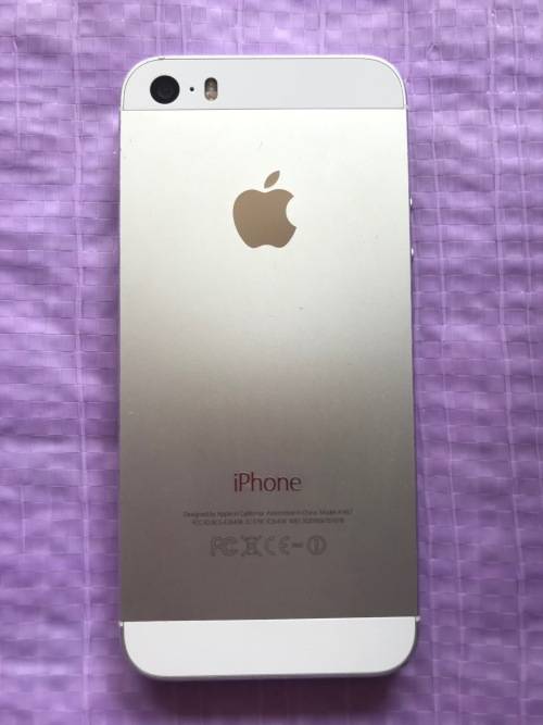 iPhone 5s 16gb *immaculate* Pre-loved. Low reserve