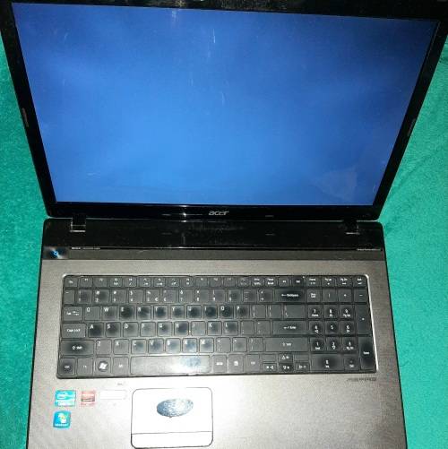 Acer Aspire 7750G 17. 3" Laptop i5 2GB Duel HDD bay