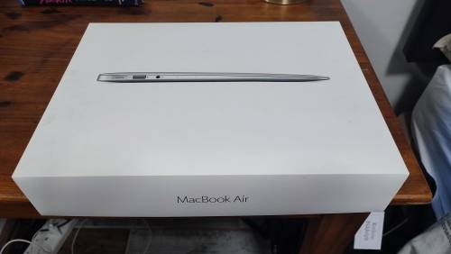 MacBook air 13 inch 2017