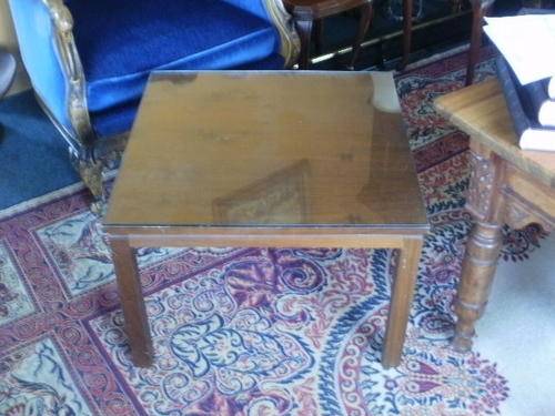SMALL RETRO TABLE WITH GLASS TOP