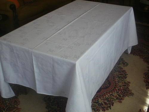 STUNNING LARGE WHITE TABLECLOTH