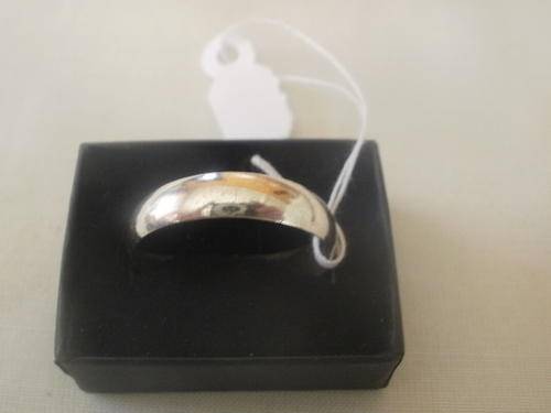 MENS SILVER BAND RING