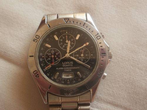 MENS LORUS QUARTZ ALARM CHRONOGRAPH TIMER WATCH