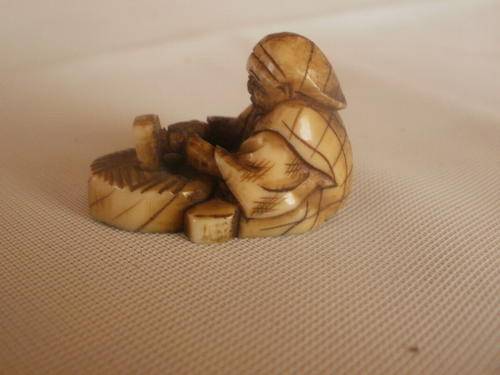 NETSUKE
