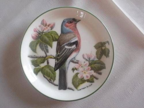 FINE BONE CHINA CROWN, STAFFORDSHIRE ENGLAND PIN DISH
