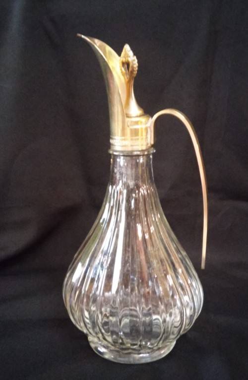 CLARET DECANTER