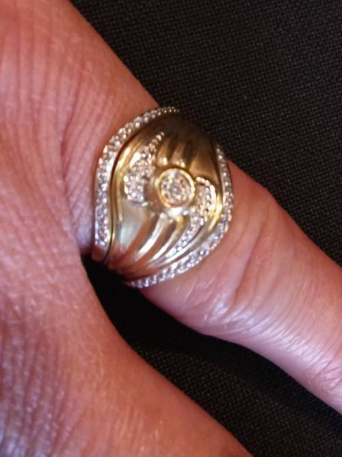 9CT GOLD & DIAMOND STACK RING