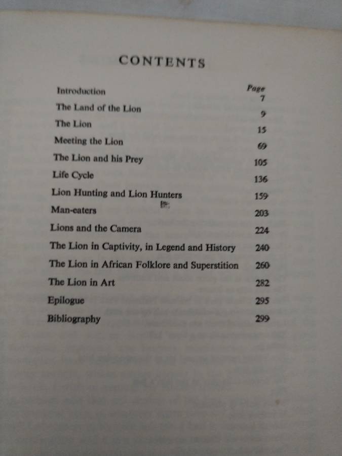 Book: Simba The life of the lion by C.A.W. Guggisberg - London 1962