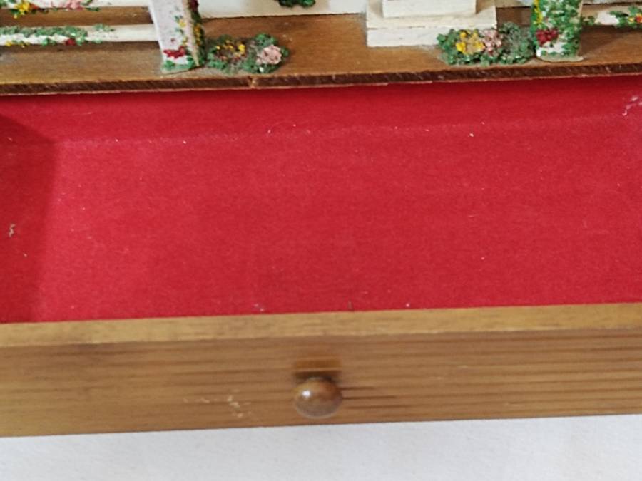 Reuge Swiss Music Jewelry Box