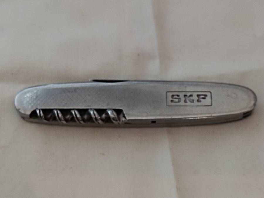 POCKET KNIFE: SKF Multi Pocket Knife