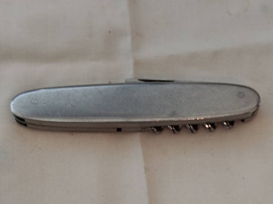 POCKET KNIFE: SKF Multi Pocket Knife