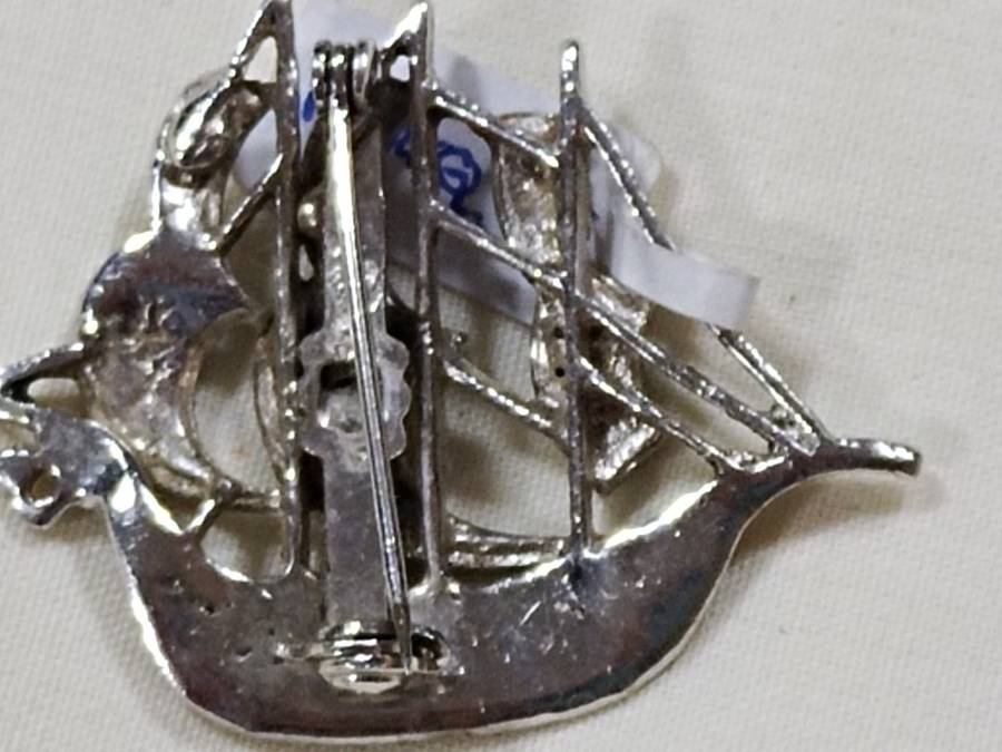 Marcasite paste brooch