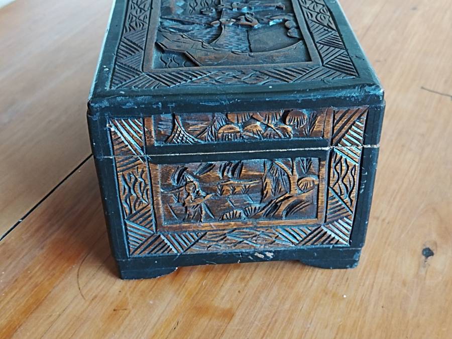 Oriental Wooden Jewelry box