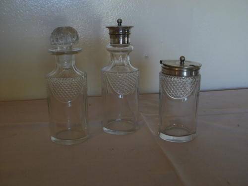 VICTORIAN CRUET SET