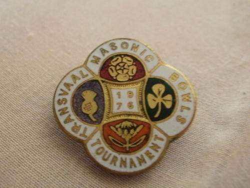 MASONIC BOWL 1976-BADGE
