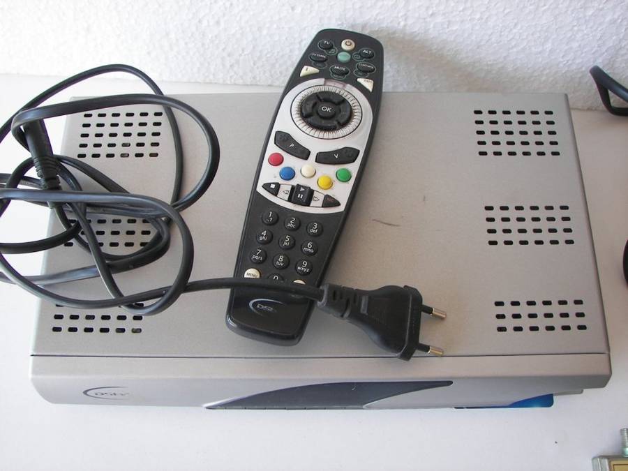 HD PVR 2P decoder + DSD 1110 (+2) decoder + accessories
