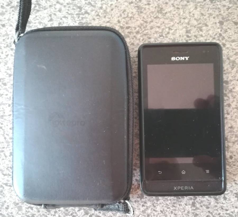Sony ST27i (Go)