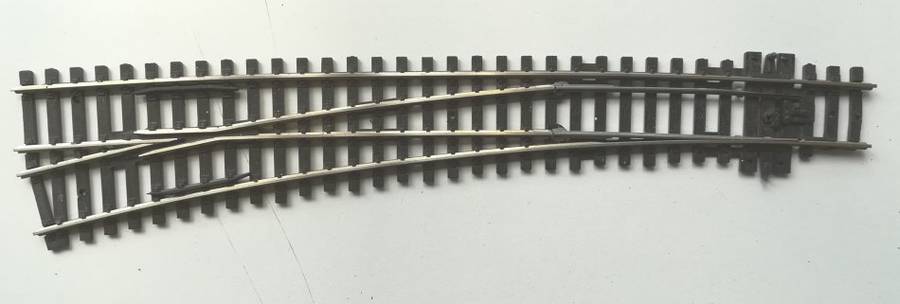 Peco SL-87 large radius L/H curved turnout