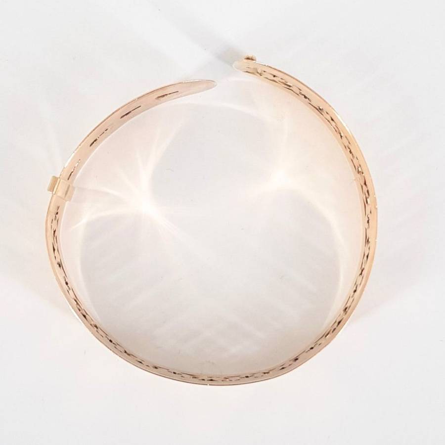 9CT YELLOW GOLD CUT OUT BANGLE