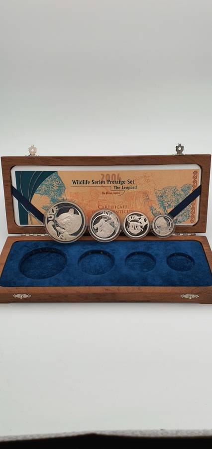 ###2004 Silver 4 Coin Wildlife Prestige Set - The Leopard###Stunning set