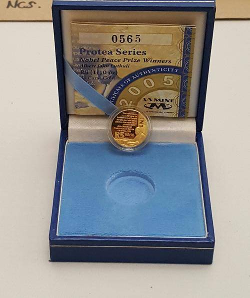 ###2005 Albert Luthuli Proof 1/10th oz gold coin###Very low start