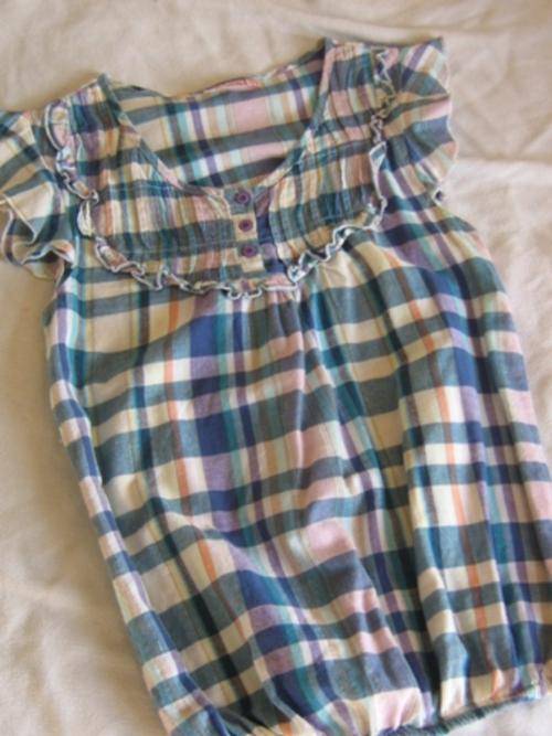 Blue check top (Medium) to fit size 32 - As New- R1 No Reserve Auction!