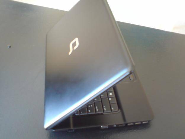 Compaq 615 Laptop Computer - Good Condition