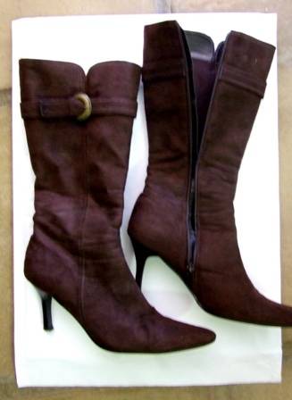 Detailed Buckle Suede Chocolate Brown Winter Boots on Auction! R1 NO Reserve!!!!