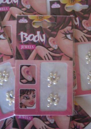 BODY JEWELERY