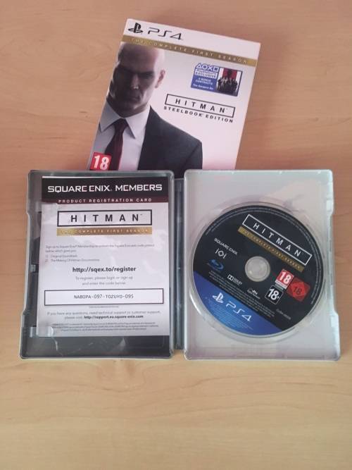 PS4 7 Games with white PS4 bluetooth headset