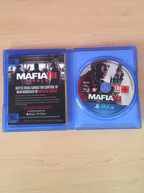 PS4 7 Games with white PS4 bluetooth headset