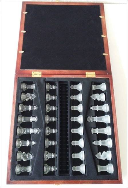 glass chess set 32 piece 35cm 35 wooden case storage frosted frost clear top