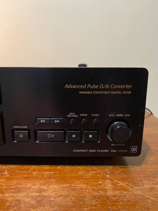 SONY Compact Disc Player CDP-XB720QS