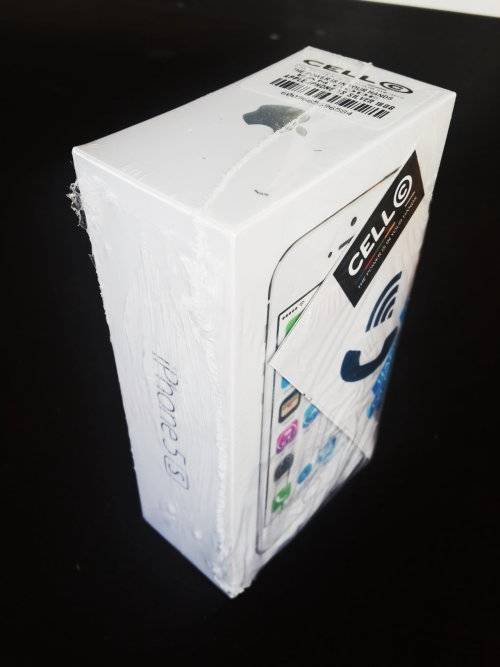 Apple iPhone 5s - 16GB - Silver [new in sealed box]