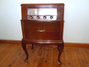 Vintage Cambride Pye England Standing Radio Gram - BUYER COLLECT