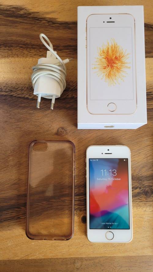 Apple iPhone SE