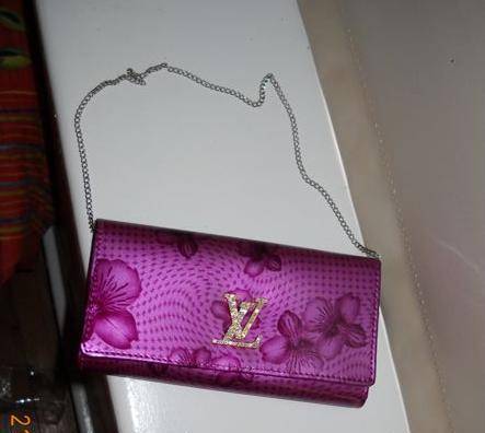 Louis Vuitton purse!!! stunning