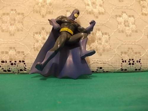 Batman (TM and DC COMICS)