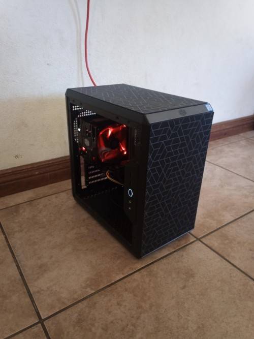 *Like New* MSI Gaming Desktop, Core i7 3.4GHz 16GB RAM, 2TB HDD, R9 390 8GB Gaming Graphics, Wifi