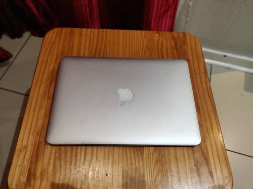 MacBook Pro 13 inch Retina (Early 2015), 256GB SSD, 8GB RAM