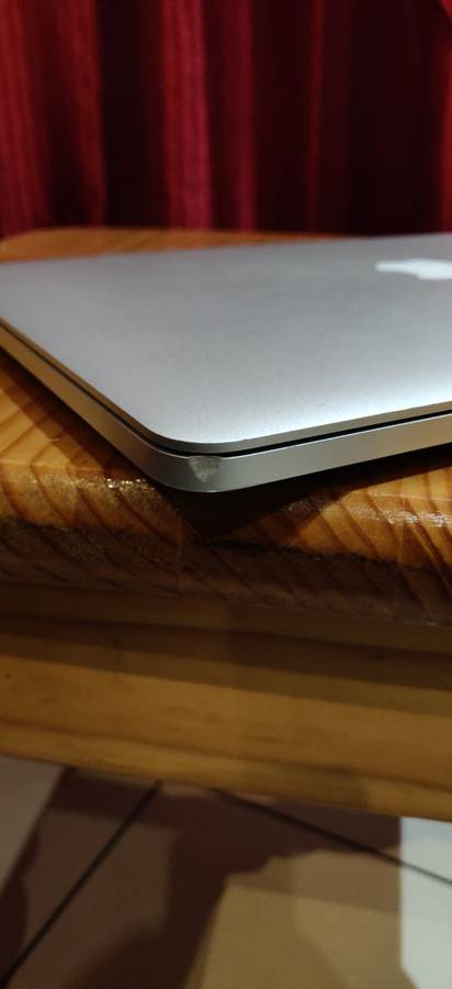 MacBook Pro 13 inch Retina (Early 2015), 256GB SSD, 8GB RAM