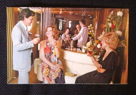 The lounge car of the Blue Train