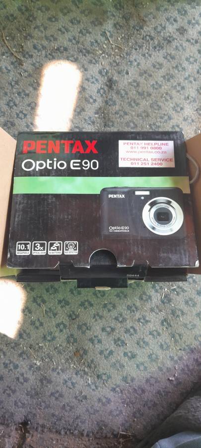 PENTAX OPTIO E90 DIGITAL CAMERA